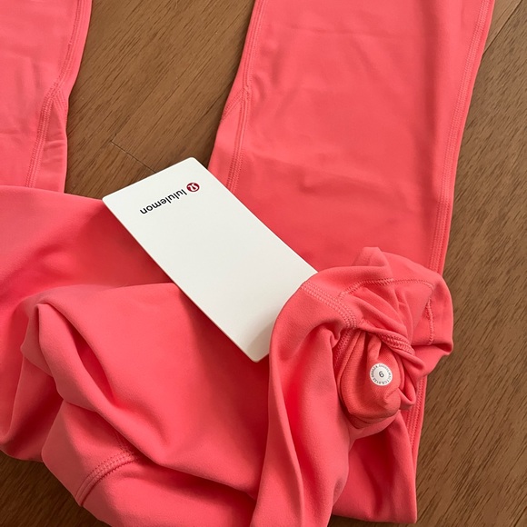 Lululemon align pant 25” Raspberry Cream RPCR 6 - Picture 5 of 5